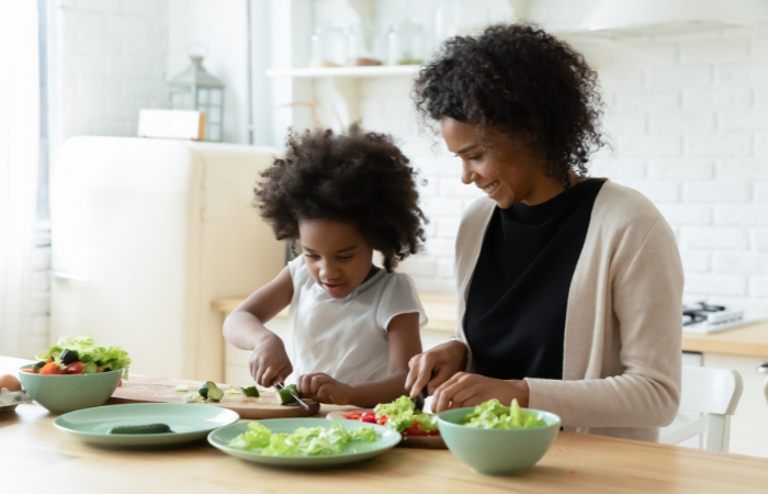 mother talking to Children About Nutrition